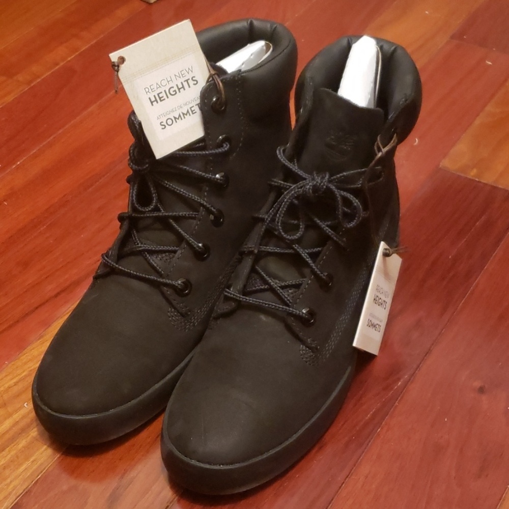 Flannery Black Timberlands
